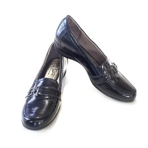 8 W Navy Life Stride Metallic Comfort Loafer Wedge